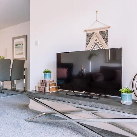 Apartmán 2 Bed Boutique With Free Parking *