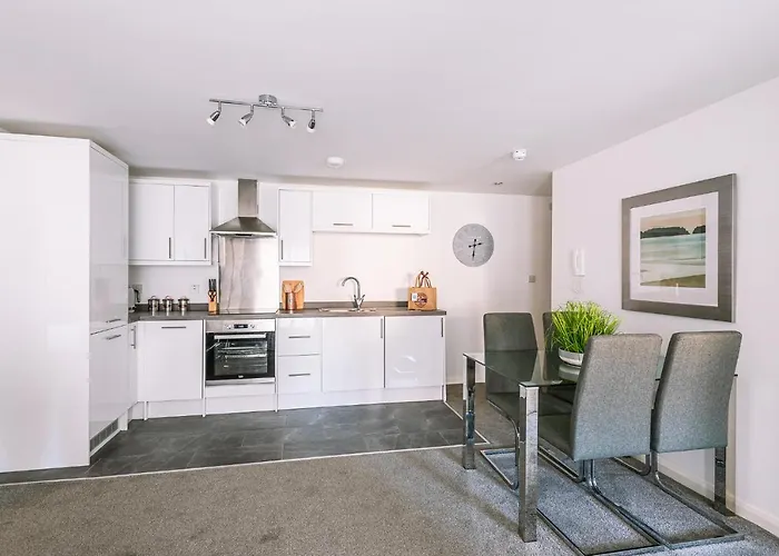 2 Bed Boutique With Free Parking Apartman